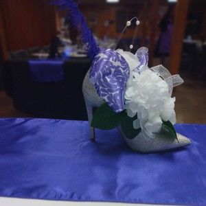 Meet your Posher, Carlis